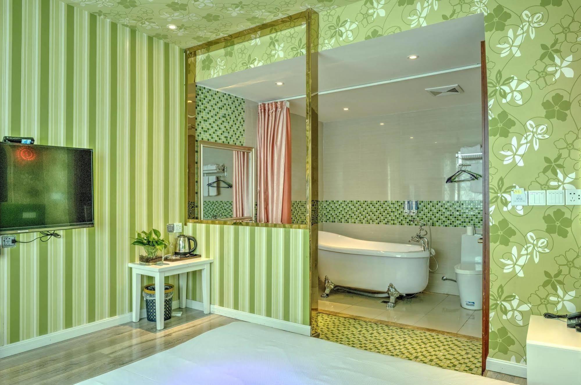 Milan Fashion Hotel Deqing Exterior foto